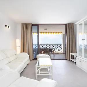 https://120-playa-de-la-arena-apartment-by-sunkeyrents.tenerifehoteles.net