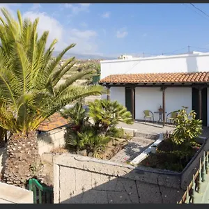 https://casa-la-sombrera.tenerifehoteles.net